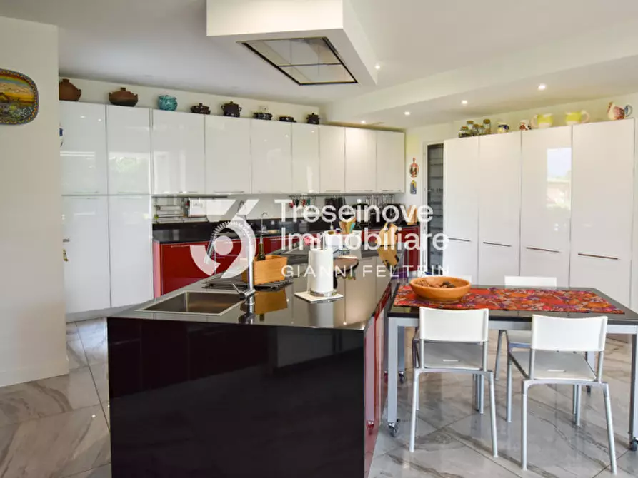 Immagine 20 di Villa in vendita  in Via Sant'Elena a Silea