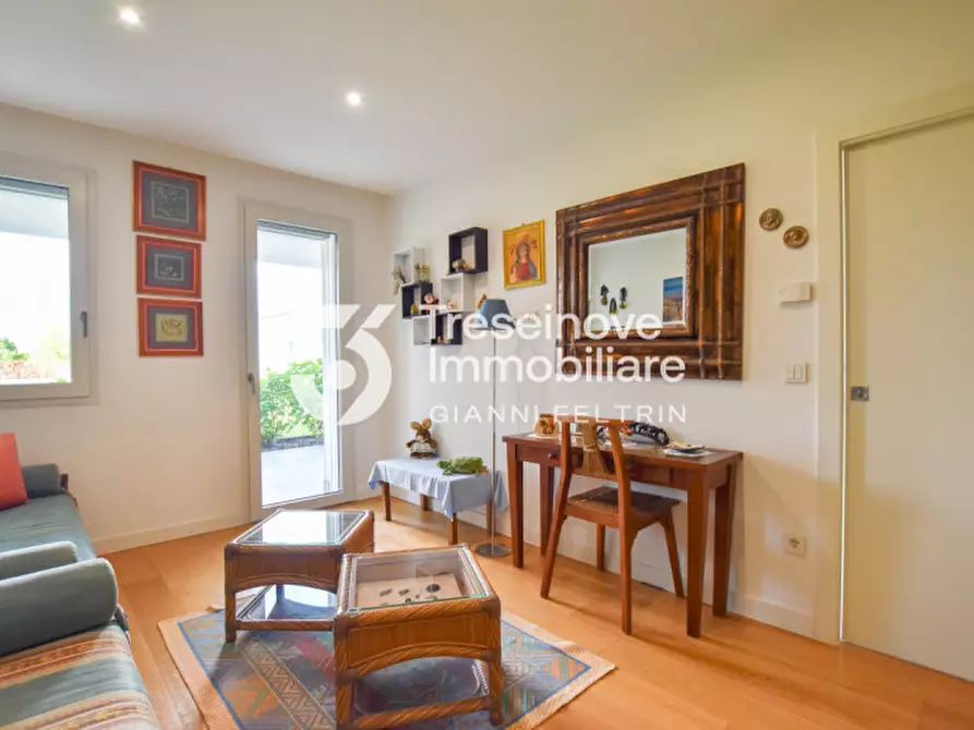 Immagine 26 di Villa in vendita  in Via Sant'Elena a Silea