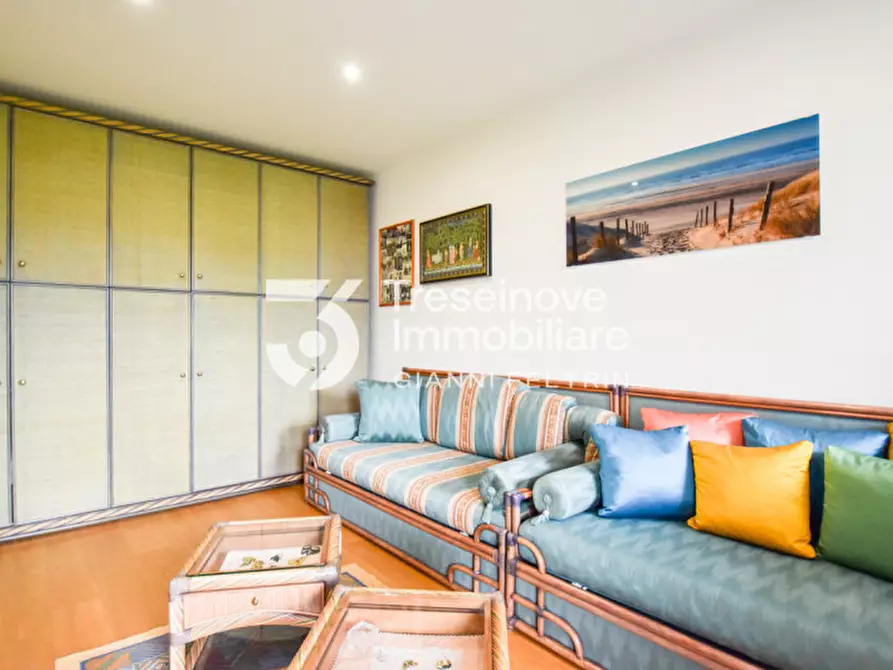 Immagine 27 di Villa in vendita  in Via Sant'Elena a Silea