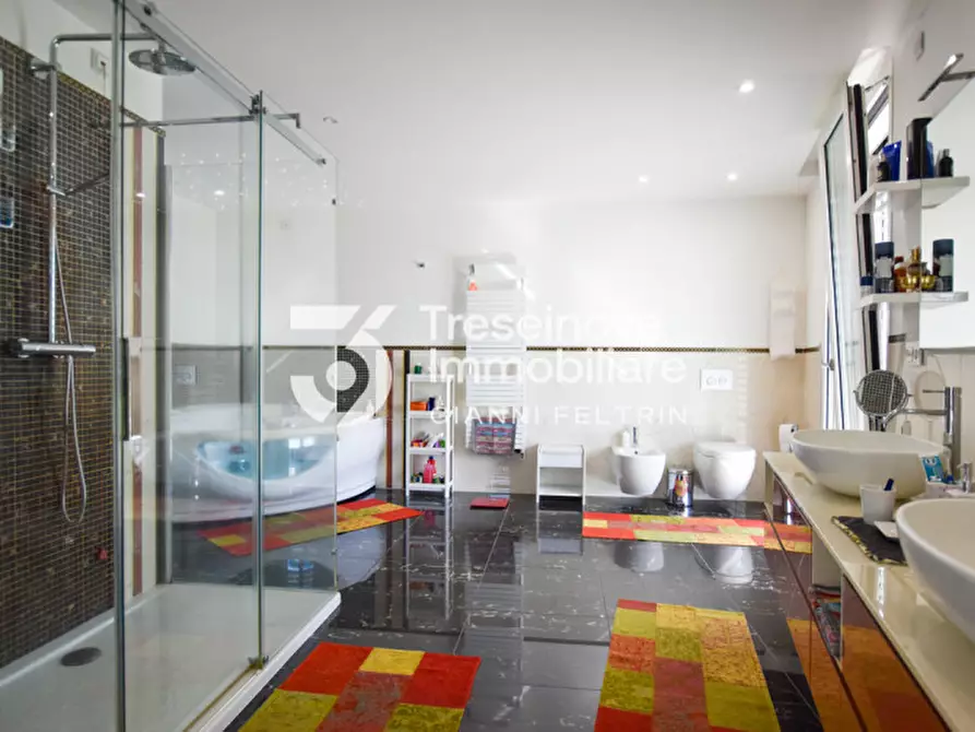 Immagine 42 di Villa in vendita  in Via Sant'Elena a Silea