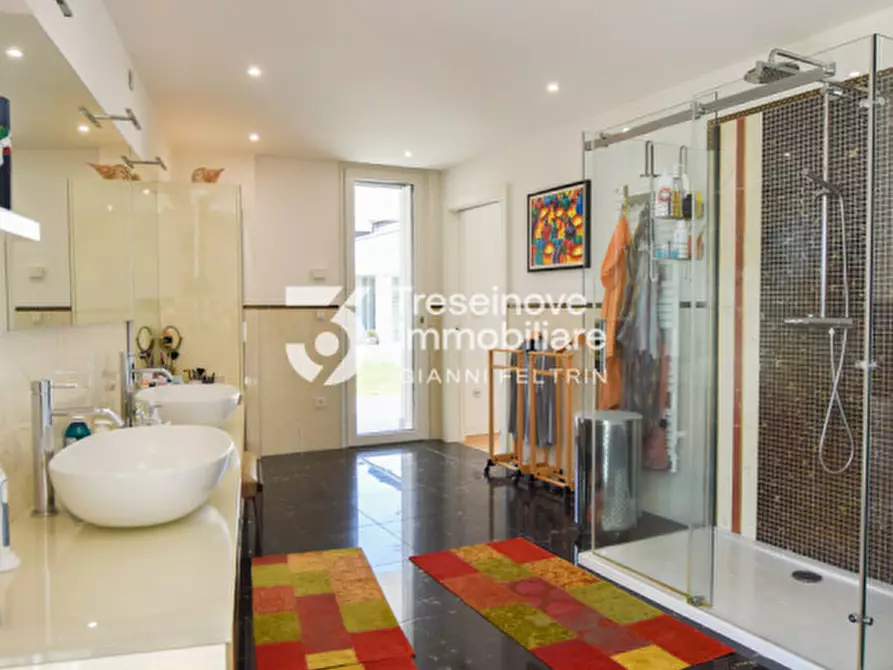 Immagine 45 di Villa in vendita  in Via Sant'Elena a Silea