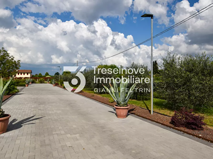 Immagine 72 di Villa in vendita  in Via Sant'Elena a Silea