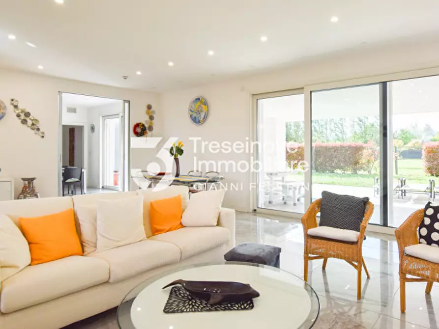 Immagine 6 di Villa in vendita  in Via Sant'Elena a Silea