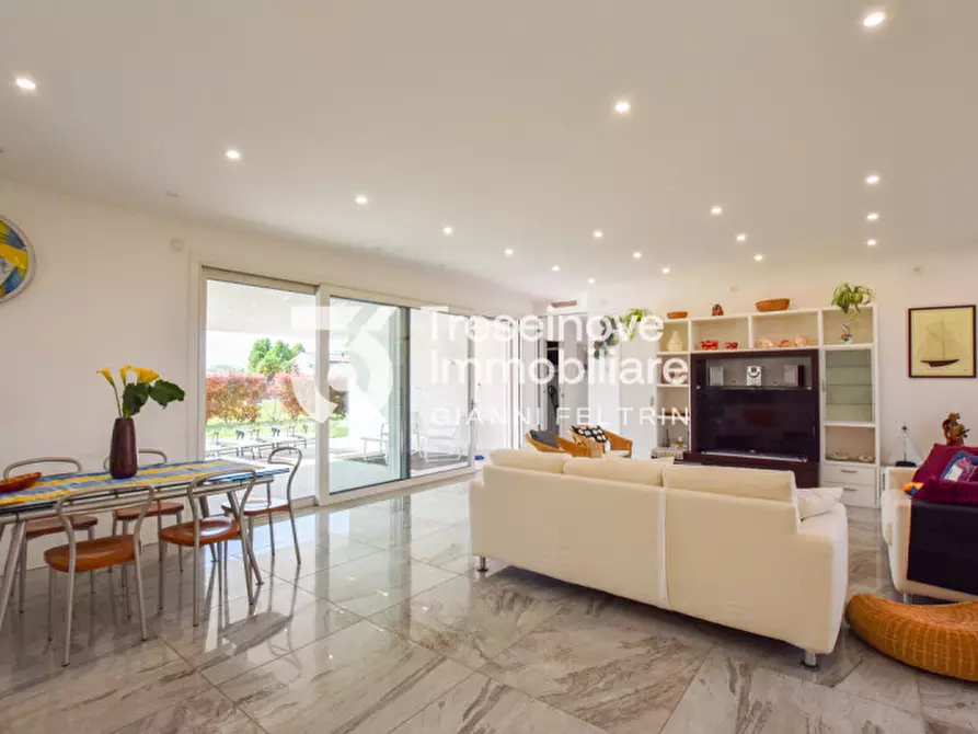 Immagine 7 di Villa in vendita  in Via Sant'Elena a Silea