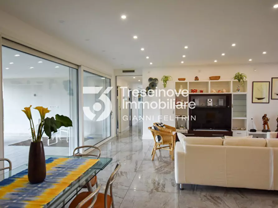 Immagine 8 di Villa in vendita  in Via Sant'Elena a Silea