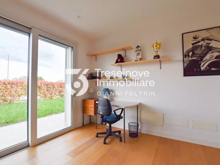 Immagine 25 di Villa in vendita  in Via Sant'Elena a Silea