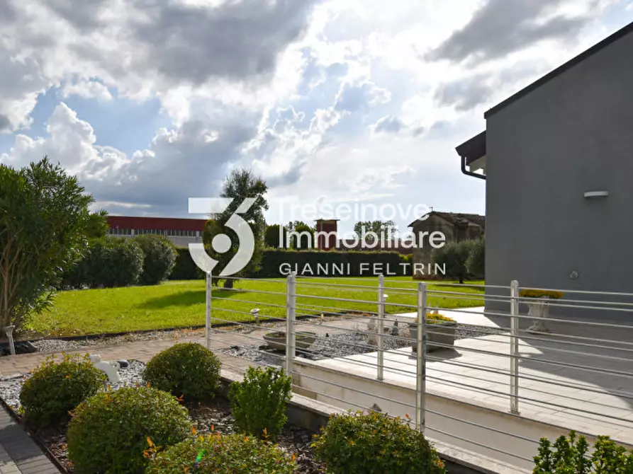 Immagine 29 di Villa in vendita  in Via Sant'Elena a Silea