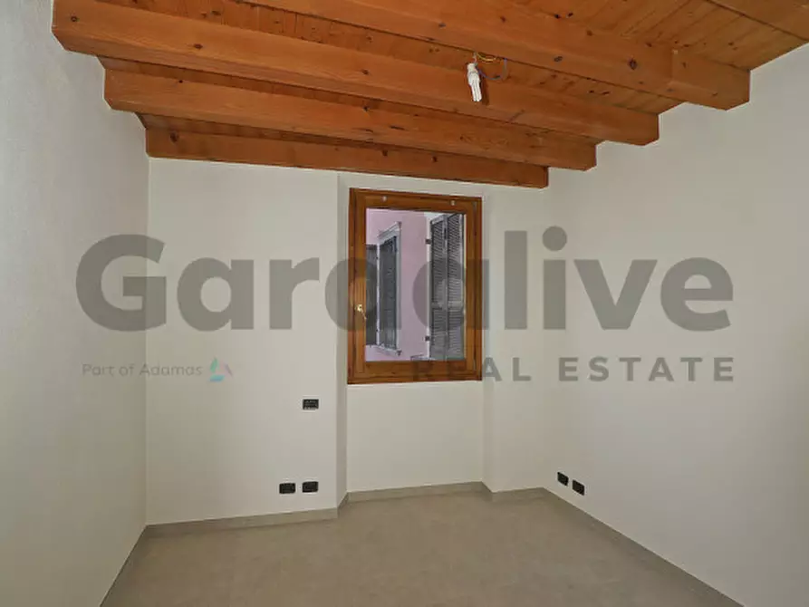 Immagine 10 di Appartamento in vendita  in Via Garibaldi, 38 a Salò