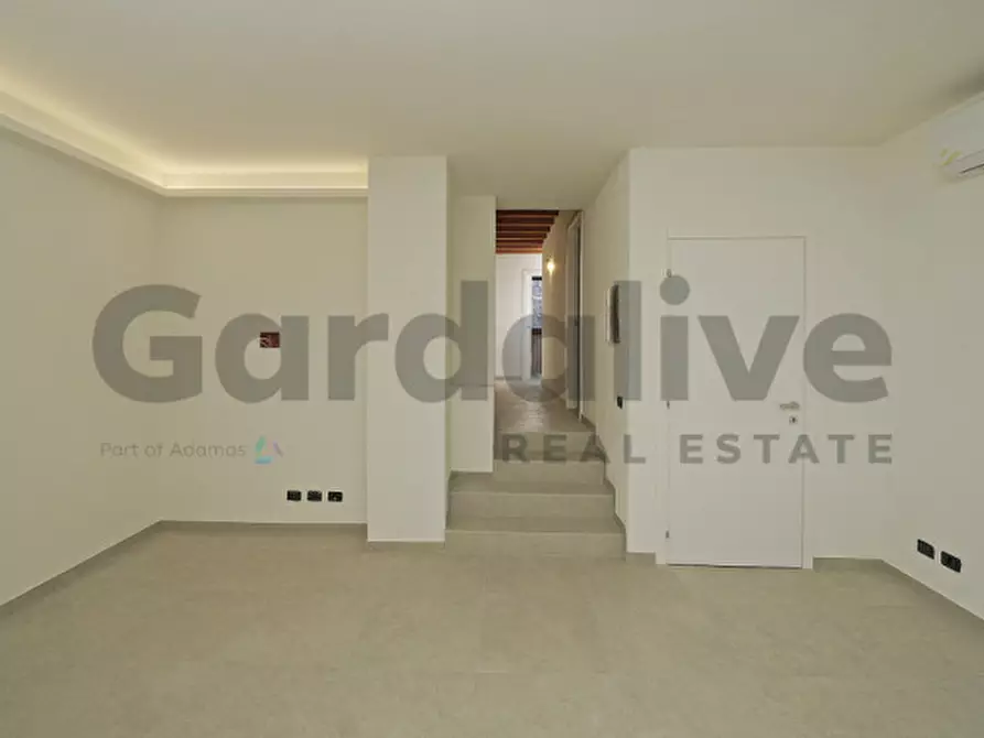 Immagine 12 di Appartamento in vendita  in Via Garibaldi, 38 a Salò