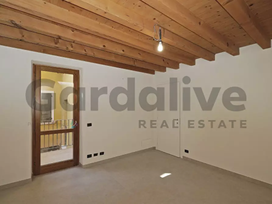 Immagine 15 di Appartamento in vendita  in Via Garibaldi, 38 a Salò