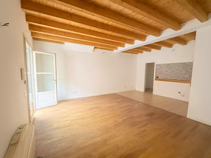 Immagine 1 di Appartamento in vendita  a Stezzano