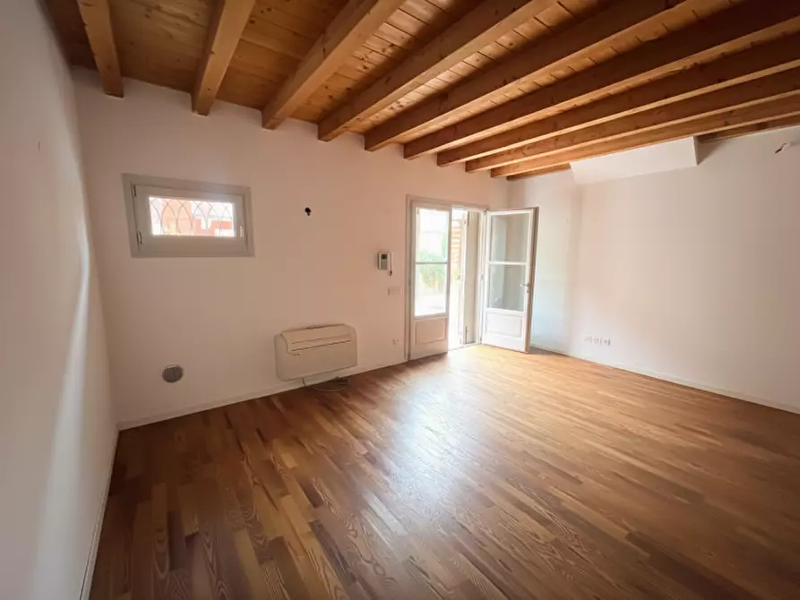 Immagine 3 di Appartamento in vendita  a Stezzano