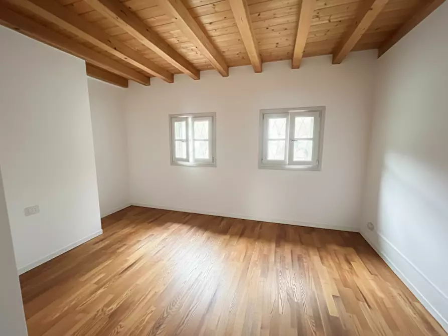 Immagine 4 di Appartamento in vendita  a Stezzano