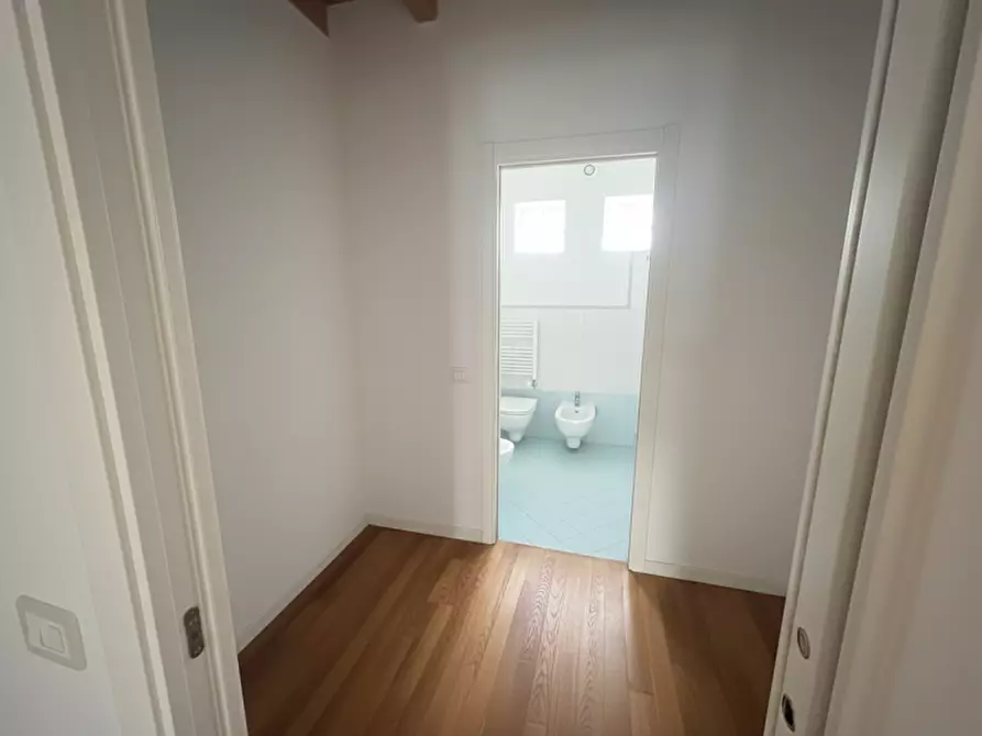 Immagine 8 di Appartamento in vendita  a Stezzano