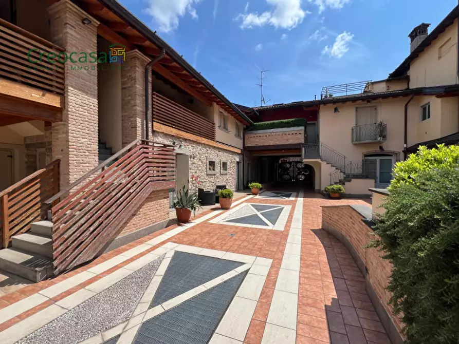 Immagine 11 di Appartamento in vendita  a Stezzano