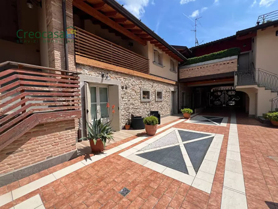 Immagine 12 di Appartamento in vendita  a Stezzano