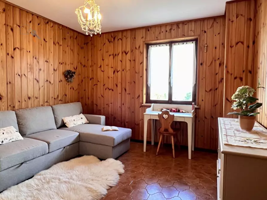 Immagine 3 di Appartamento in vendita  in Villaggio Roselant, 2 a Bosco Chiesanuova