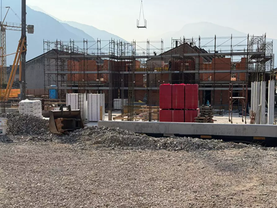 Immagine 1 di Appartamento in vendita  in Via del Porto a Aldeno