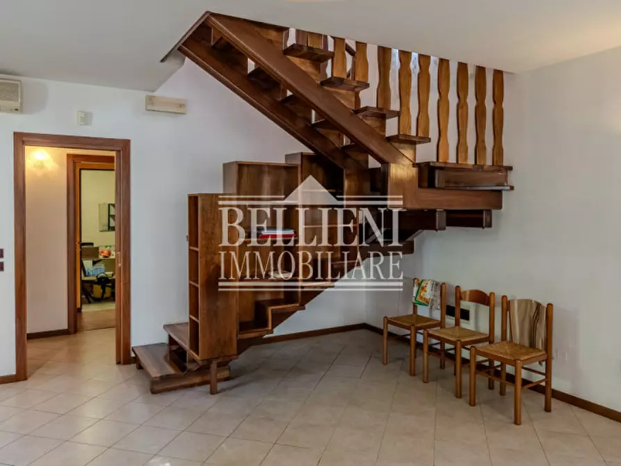 Immagine 2 di Casa indipendente in vendita  in Via Giuseppe Parini a Vicenza