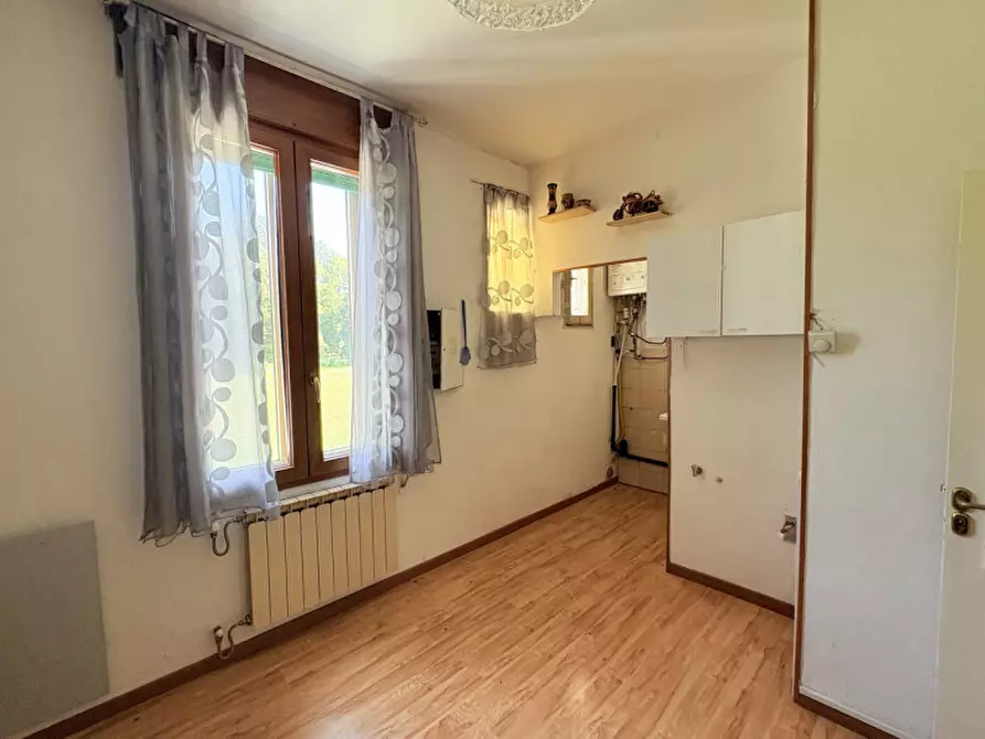 Immagine 12 di Appartamento in vendita  in VIA FRATELLI ROSSELLI n. 25 Piano T-1 a Battaglia Terme