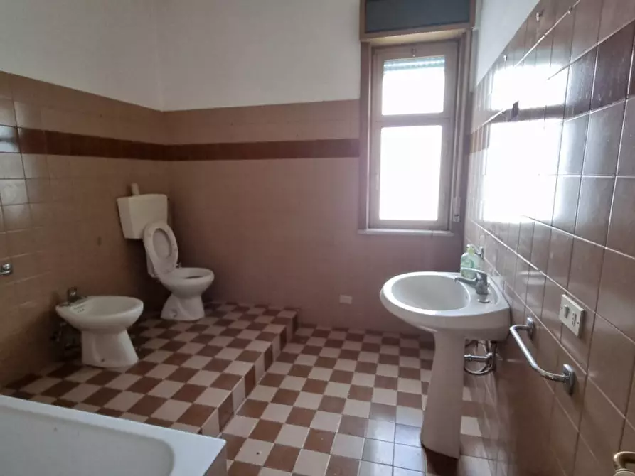 Immagine 7 di Appartamento in vendita  in VIA UMBERTO I a Barcellona Pozzo Di Gotto