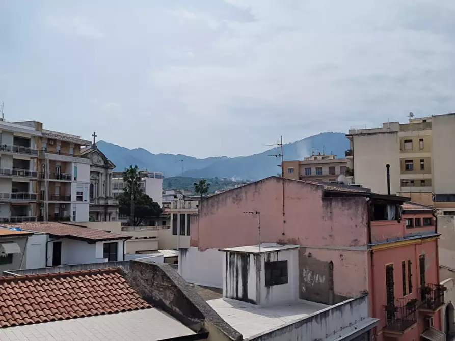 Immagine 41 di Appartamento in vendita  in VIA UMBERTO I a Barcellona Pozzo Di Gotto