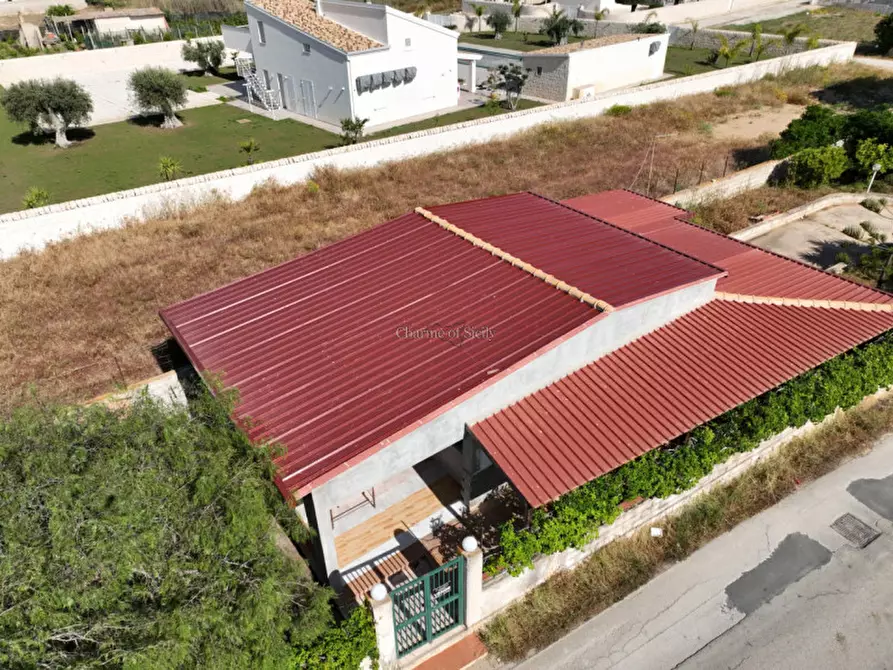 Immagine 22 di Casa indipendente in vendita  a Ispica