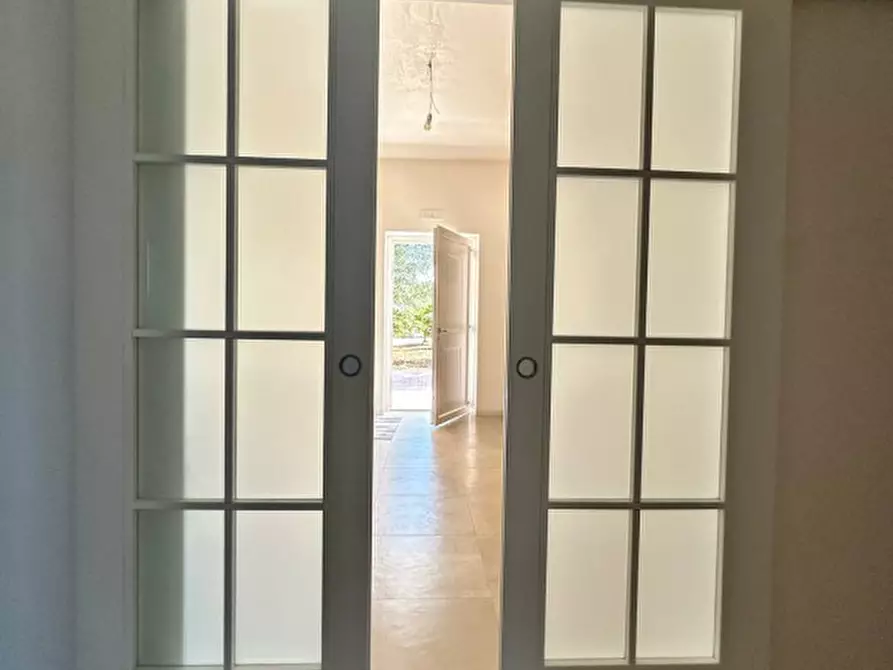 Immagine 19 di Villa in vendita  in strada vaccara a Martina Franca