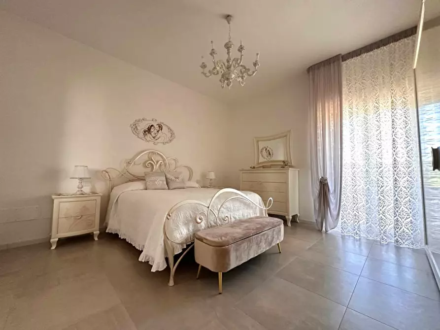 Immagine 34 di Villa in vendita  in strada vaccara a Martina Franca