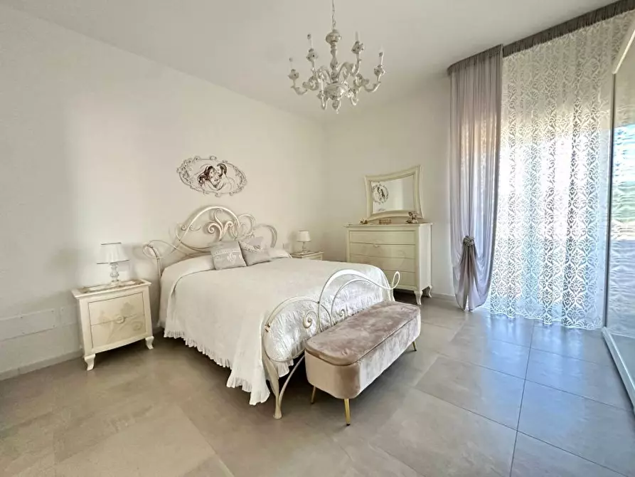 Immagine 36 di Villa in vendita  in strada vaccara a Martina Franca