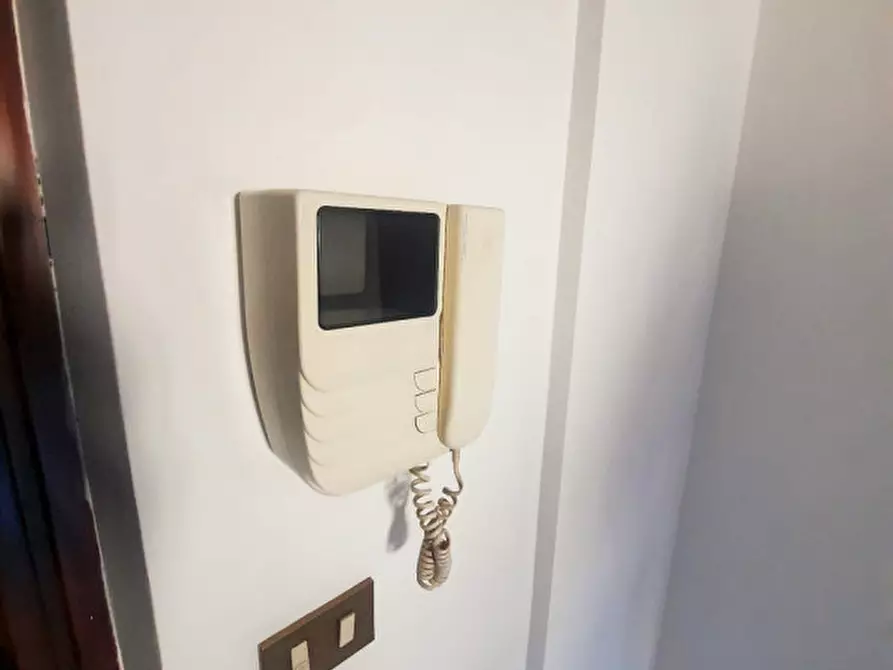 Immagine 12 di Ufficio in vendita  in Via Cruillas a Palermo