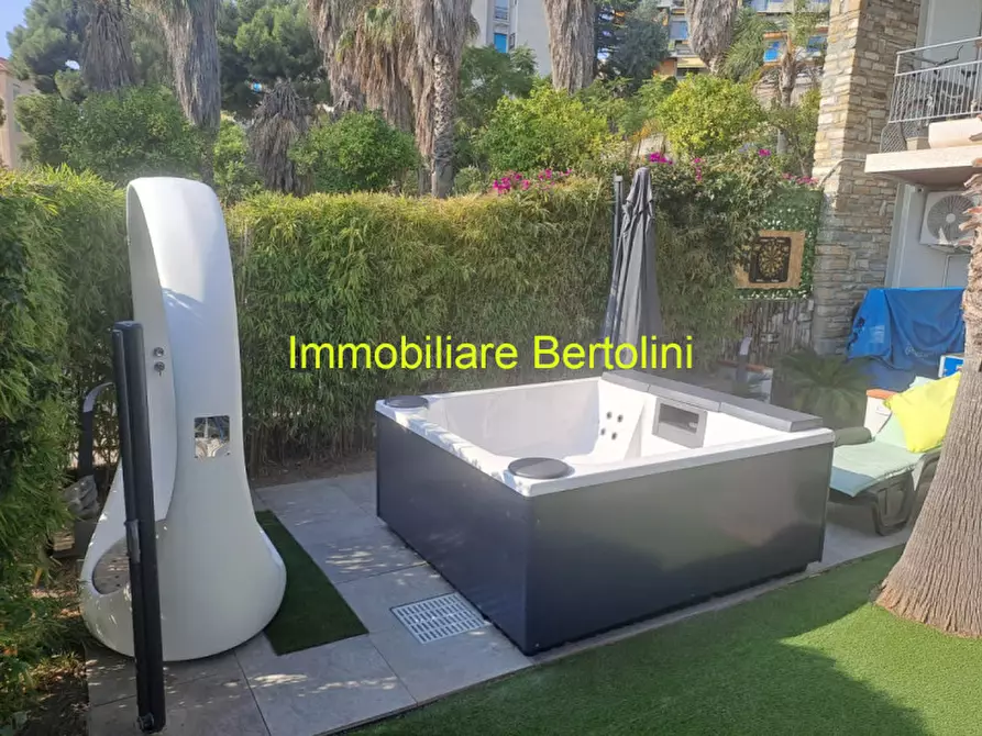 Immagine 2 di Appartamento in vendita  in VIA PADRE SEMERIA, 101 a San Remo