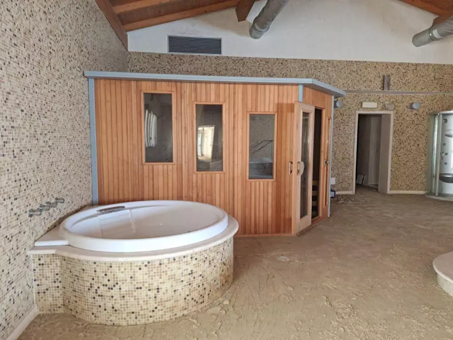 Immagine 11 di Attività commerciale in vendita  in Via delle Terme, 5, 60021 Aspio Terme AN, Italia a Camerano