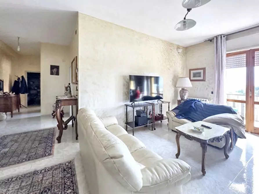 Immagine 3 di Appartamento in vendita  in Via XX Settembre, 76012 Canosa di Puglia BT, Italia a Canosa Di Puglia