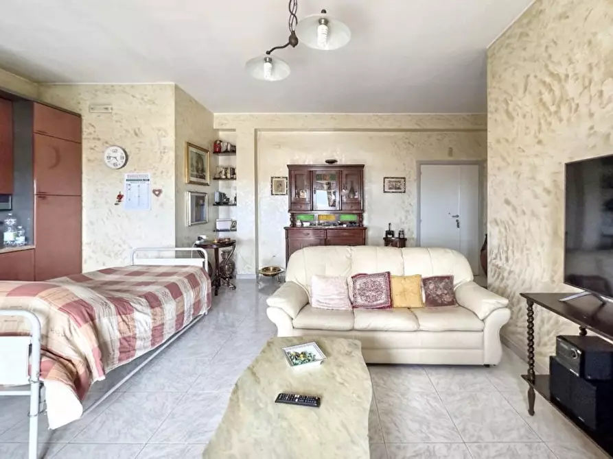 Immagine 5 di Appartamento in vendita  in Via XX Settembre, 76012 Canosa di Puglia BT, Italia a Canosa Di Puglia