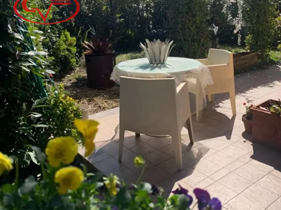 Immagine 19 di Villetta a schiera in vendita  in Via la familiare a Montevarchi