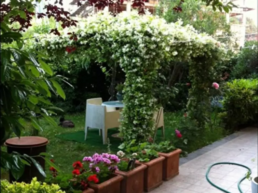 Immagine 23 di Villetta a schiera in vendita  in Via la familiare a Montevarchi