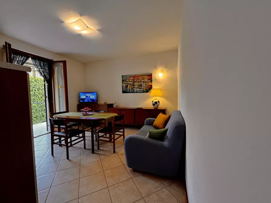 Immagine 4 di Appartamento in vendita  in Vicolo Casara 3 a Lazise