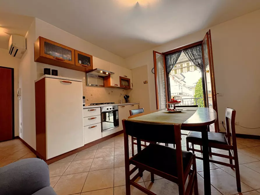 Immagine 11 di Appartamento in vendita  in Vicolo Casara 3 a Lazise