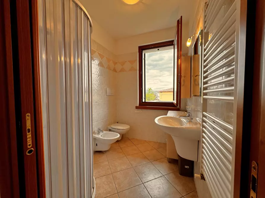 Immagine 37 di Appartamento in vendita  in Vicolo Casara 3 a Lazise