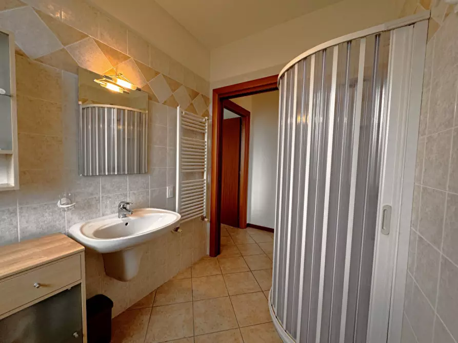 Immagine 39 di Appartamento in vendita  in Vicolo Casara 3 a Lazise