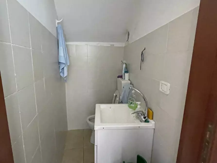 Immagine 14 di Villetta a schiera in vendita  in Via Galileo Galilei a Tramutola