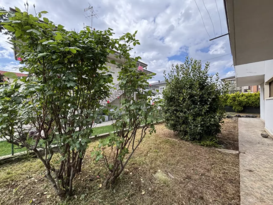 Immagine 5 di Casa indipendente in vendita  in Via Giuseppe Verdi a Creazzo
