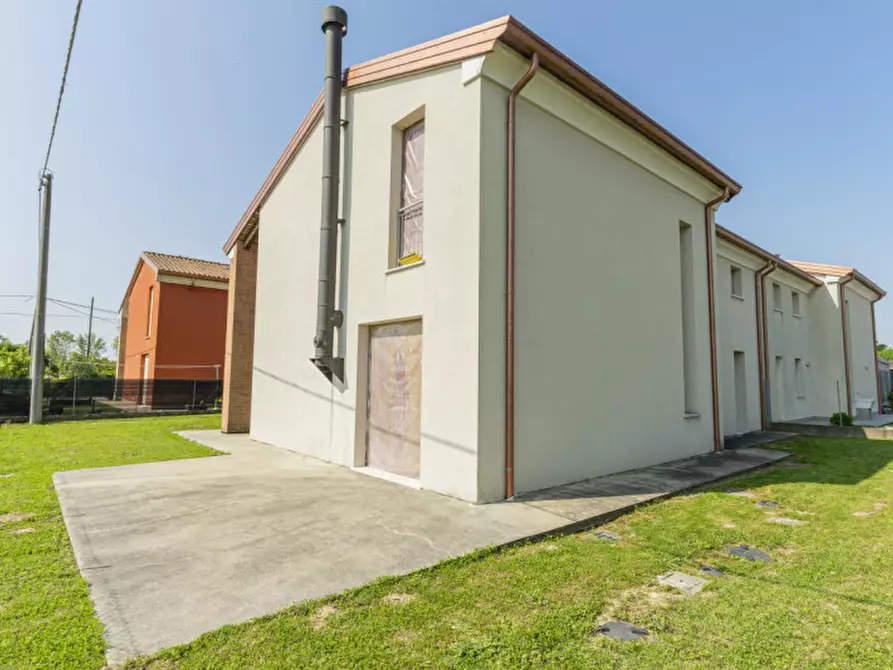 Immagine 13 di Villetta a schiera in vendita  in Via A Zacco 12 a Camposampiero rustega a Camposampiero