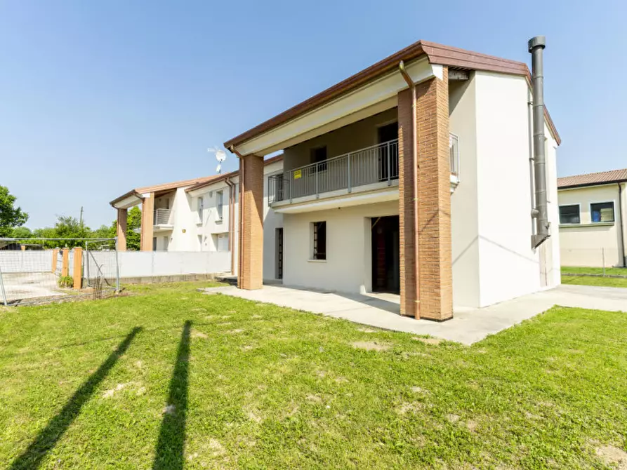 Immagine 15 di Villetta a schiera in vendita  in Via A Zacco 12 a Camposampiero rustega a Camposampiero