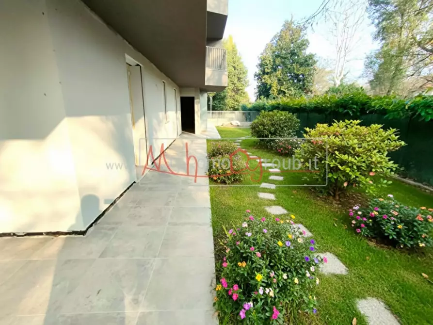 Immagine 2 di Appartamento in vendita  a Abano Terme