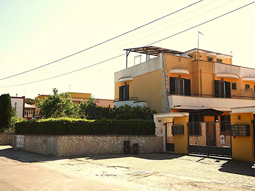 Immagine 3 di Villa in vendita  in SP Neviano a Tuglie