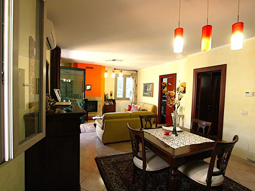 Immagine 33 di Villa in vendita  in SP Neviano a Tuglie