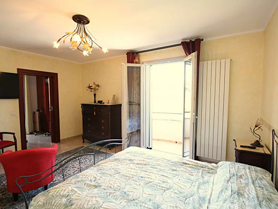 Immagine 40 di Villa in vendita  in SP Neviano a Tuglie