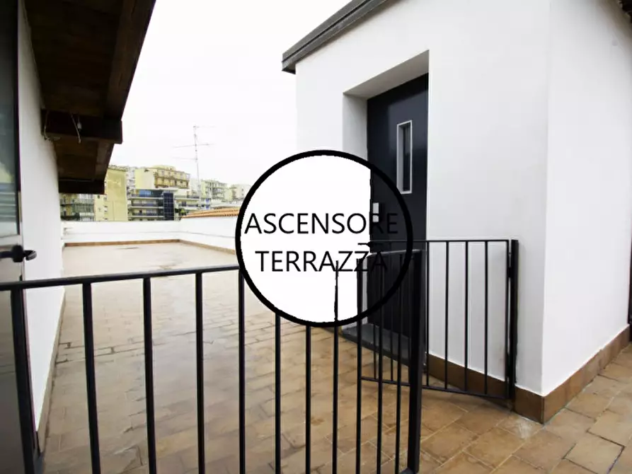 Immagine 23 di Casa indipendente in vendita  in Via Giacomo Leopardi, 1 a Catania